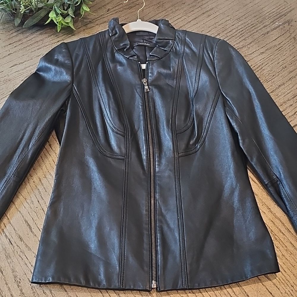 Black Leather Jacket Size S Tahari Excellent Condition